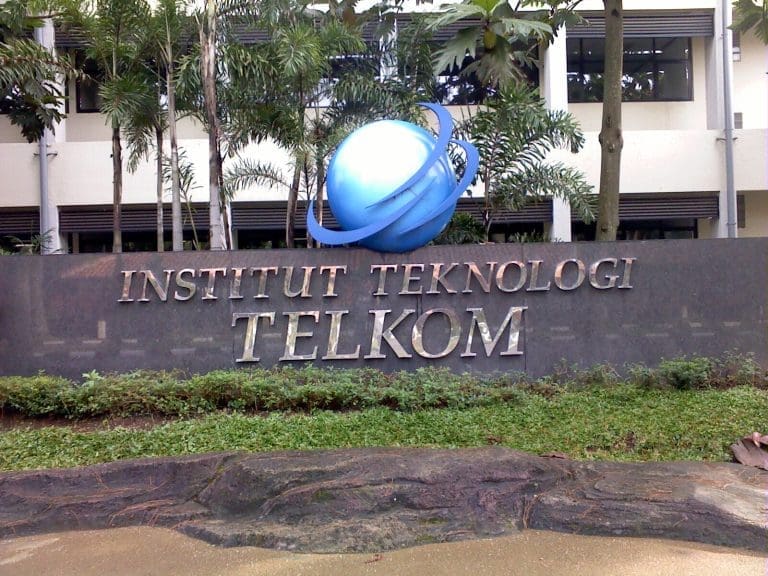 STT Telkom Bandung 1