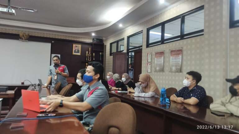 Meeting PuTI dengan Direktur Pak Parman 1
