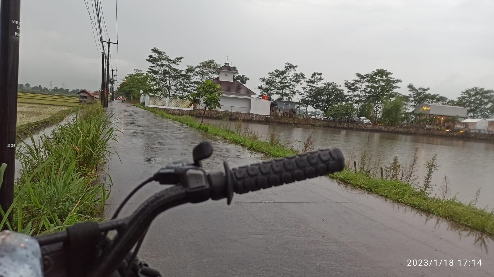 campus life siap siap bike to home dari kampus telkom university 1