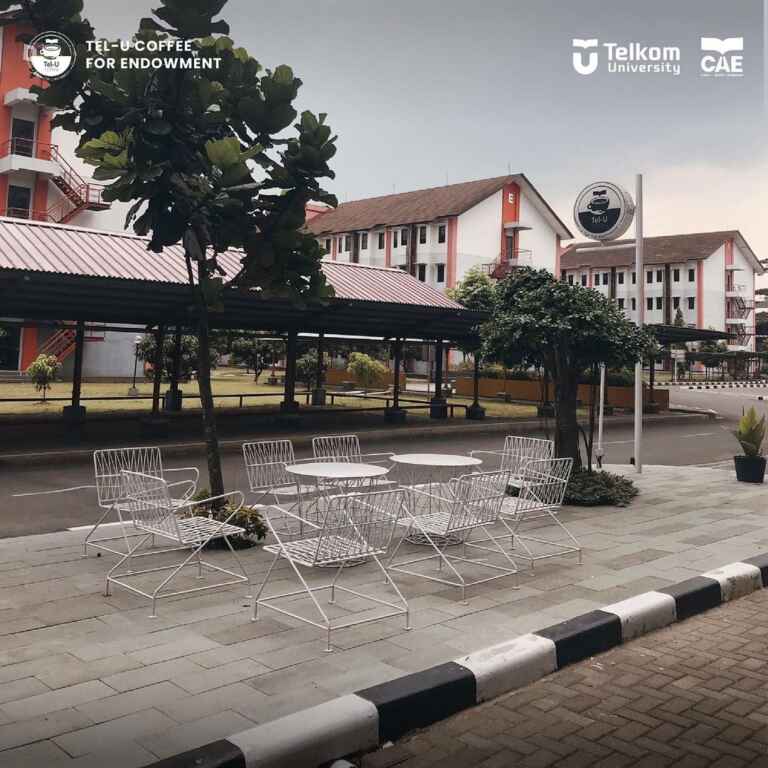 cafe dalam kampus ini dia tel u coffe 1