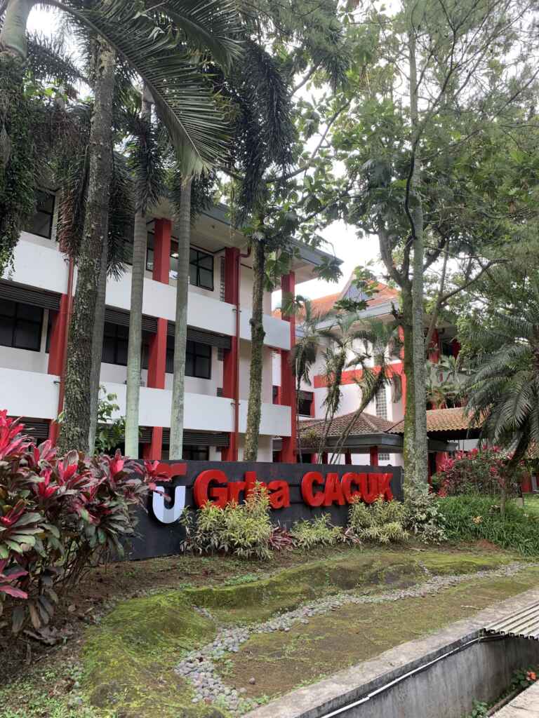 gedung graha cacuk telkom university 1 scaled