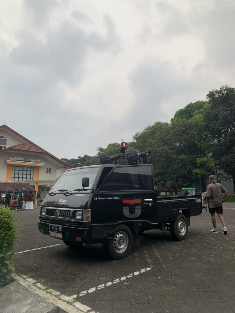 8FB17325 C203 4D33 BD64 84C1E8719BF9