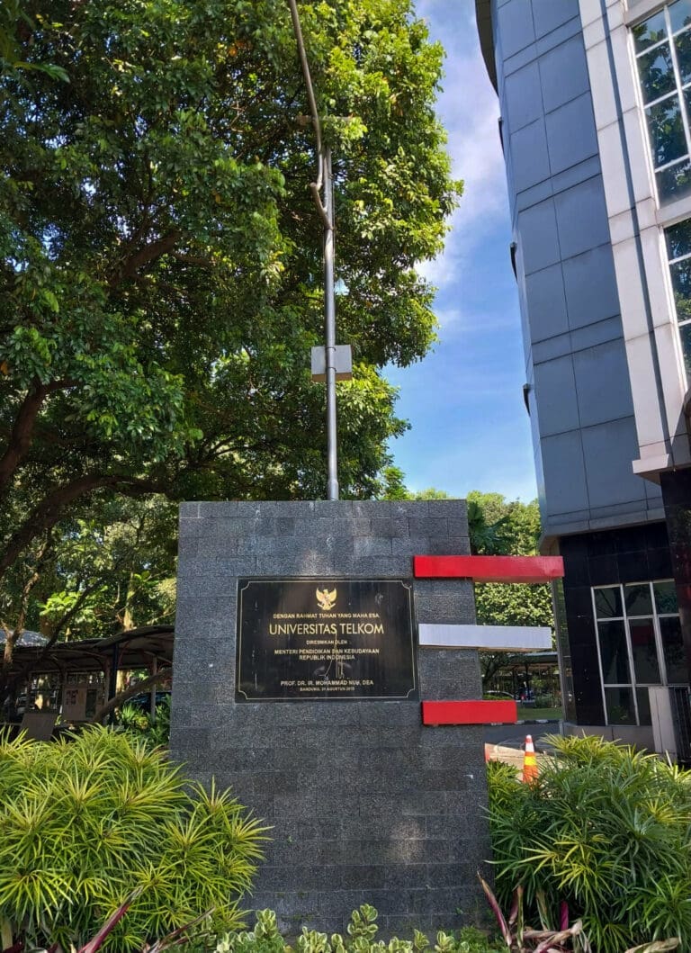 Tanda TanganDr.Ir Mohammad Nuh