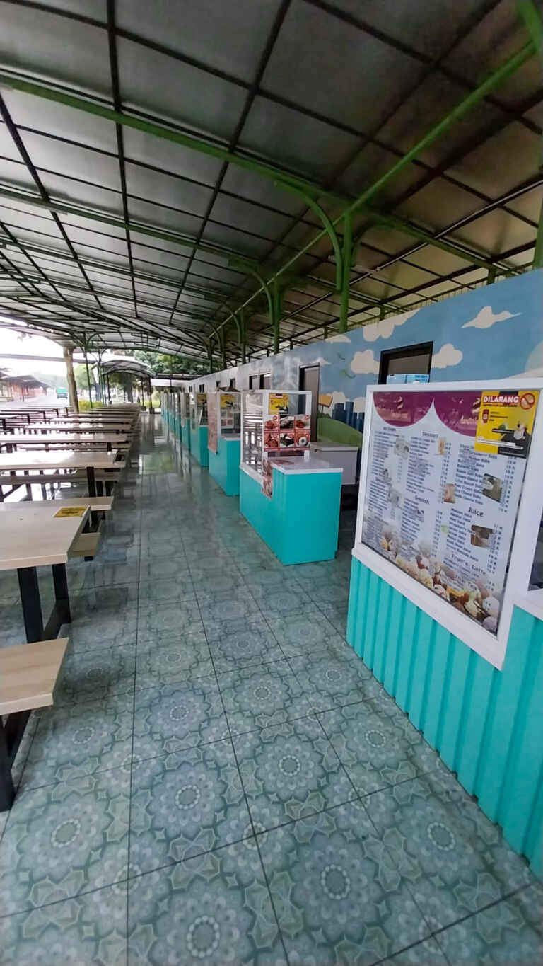 Kantin Sebrang Asrama Putri Telkom Univesity