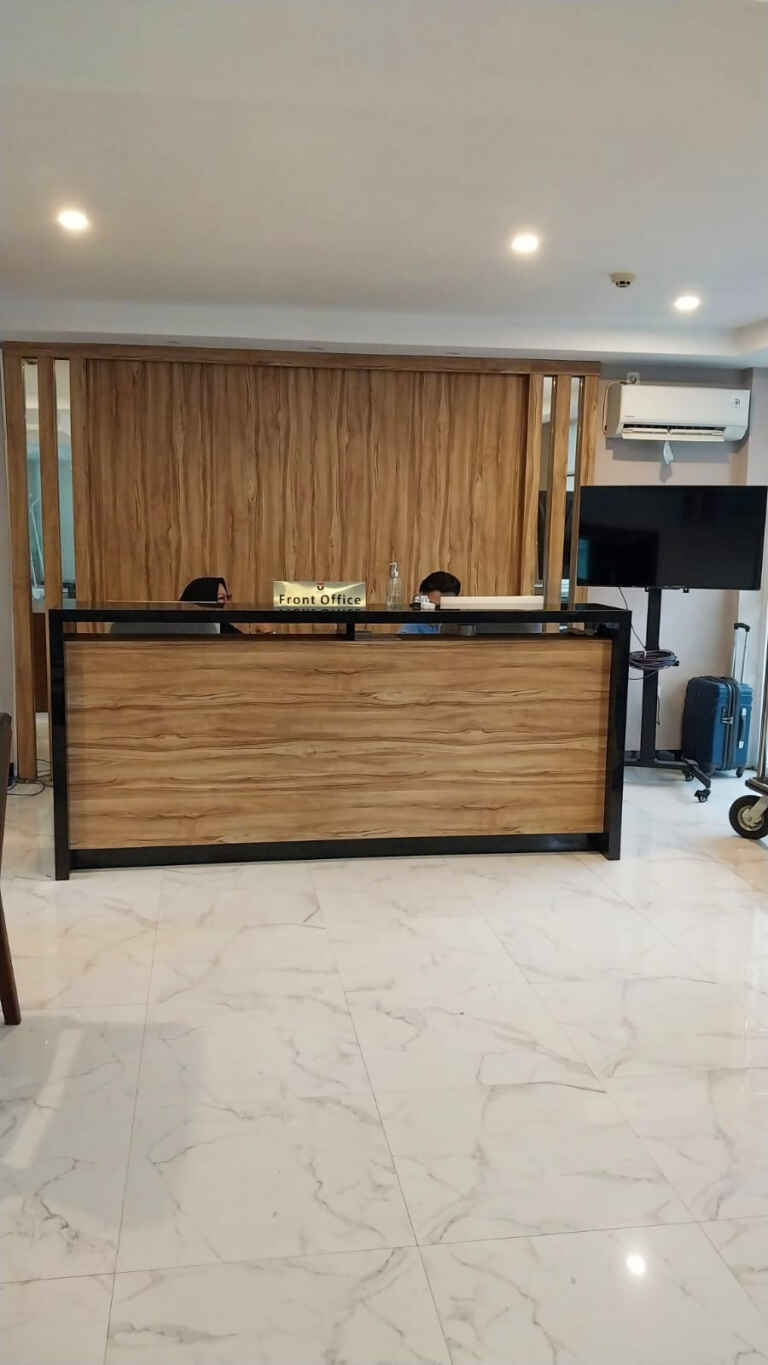 Lobby Hotel Lingi Tampah Tengah