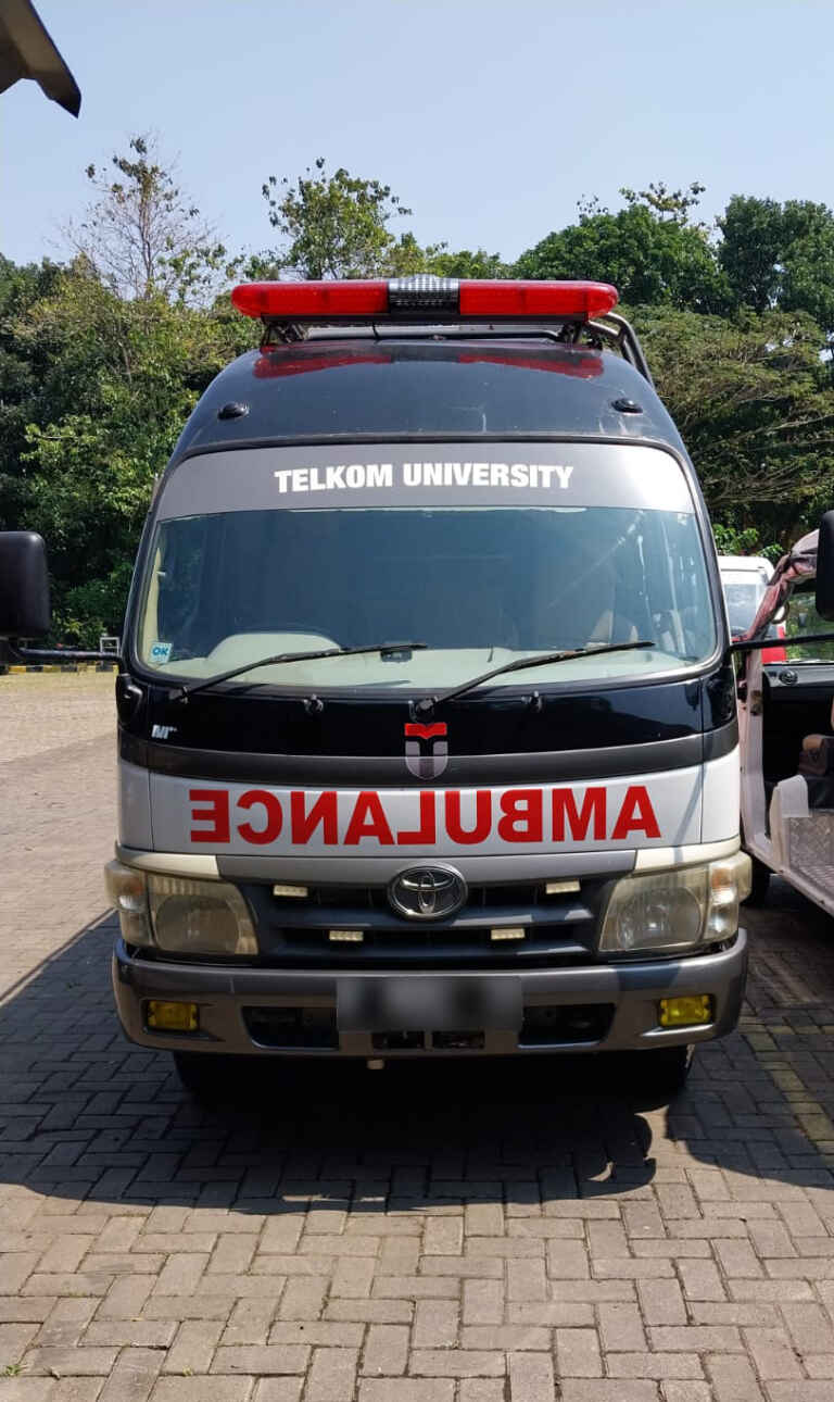 Mobil Ambulans Big Telkom Tampak Depan