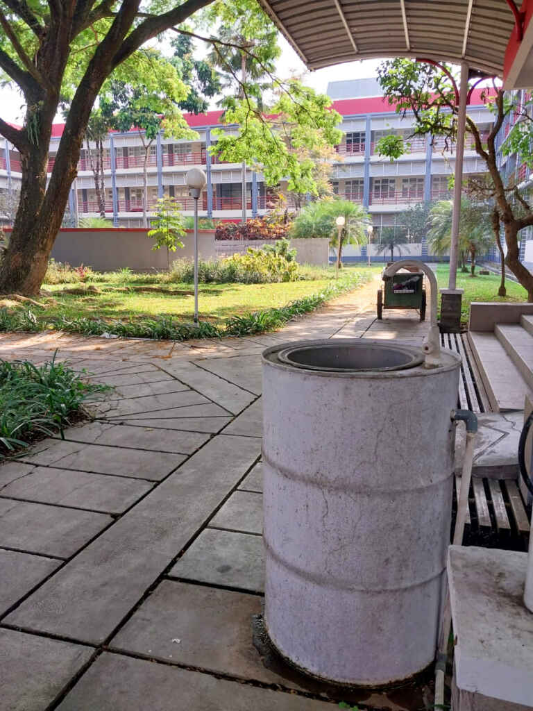 Tempat Cuci Tangan Di Gedung Barung (3)