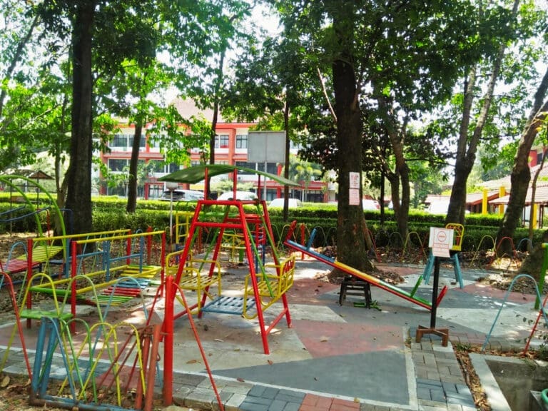 17e0b7f8 db3f 4573 b968 2a2ac4f8fa1f