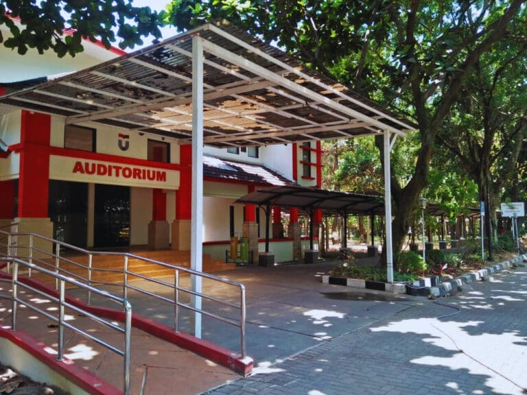 e5e5e9de a567 4629 a90b 4fdb84f76175