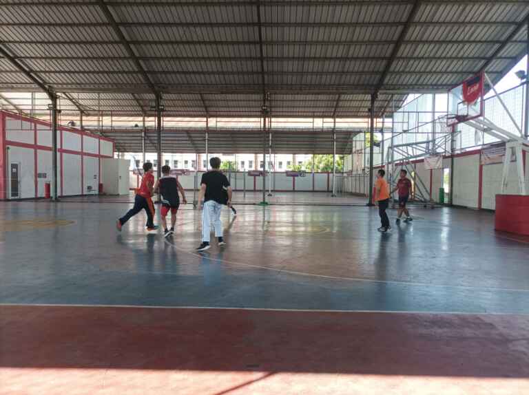 Fasilitan Lapangan Olah Raga Basket Telkom University 4