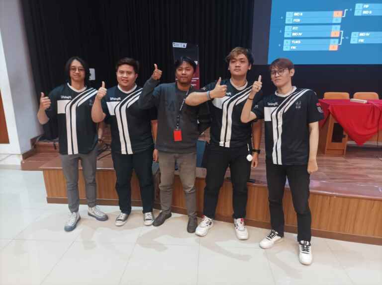 Fasilitas Area Pertandingan Olahraga E SPORT Telkom University 3