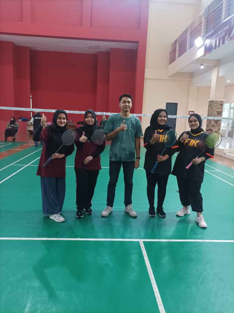 Fasilitas Lapangan Olah Raga Badminton Bulu Tangkis Telkom University Tel U 3
