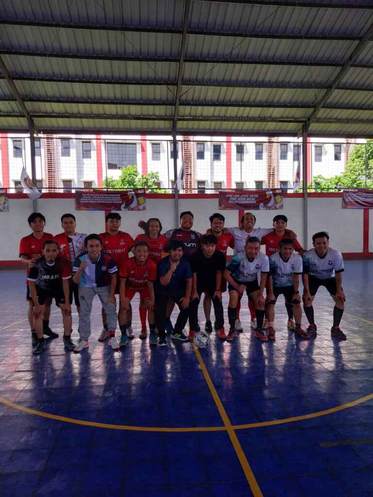 Fasilitas Lapangan Olah Raga Futsal Indoor Telkom University 3
