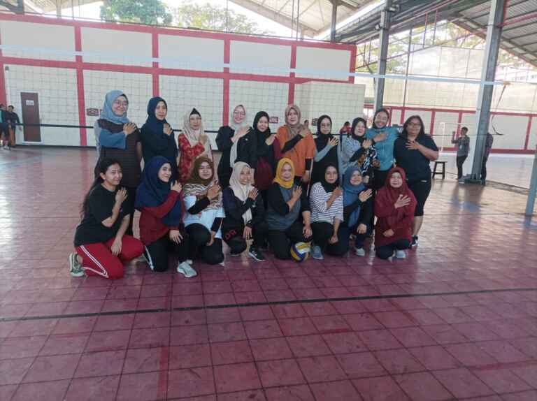 Fasilitas Lapangan Olah Raga Voli Indoor Telkom University 4