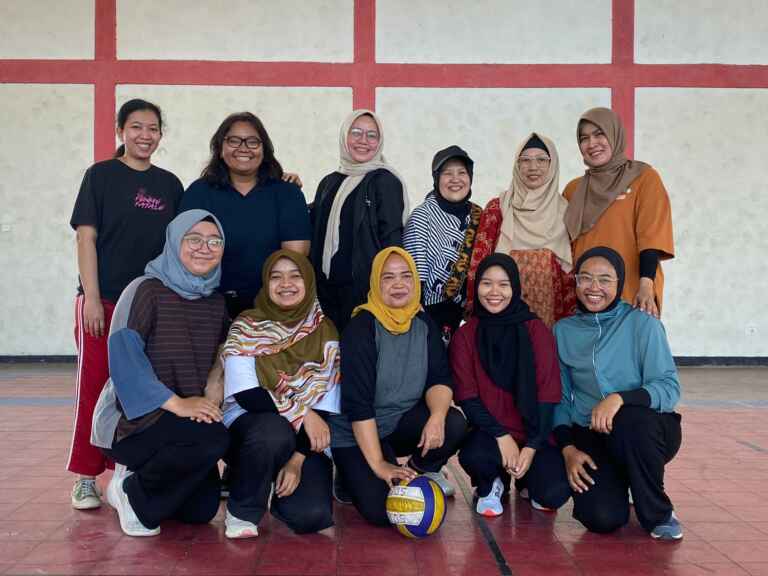 Fasilitas Lapangan Olah Raga Voli Indoor Telkom University