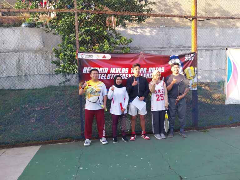Fasilitas Olah Raga Tenis Lapangan Telkom University 10