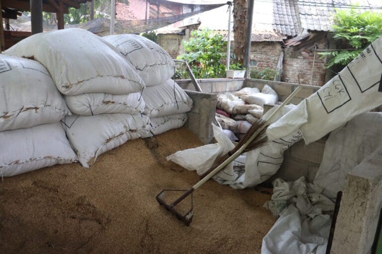 0548f5c2 e832 4e08 92f8 1684aac02d59