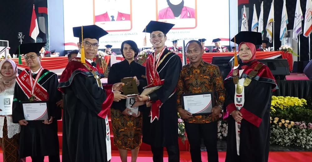 Telkom University Kukuhkan 1.498 Lulusan dalam Wisuda Periode II 2024 – 2025