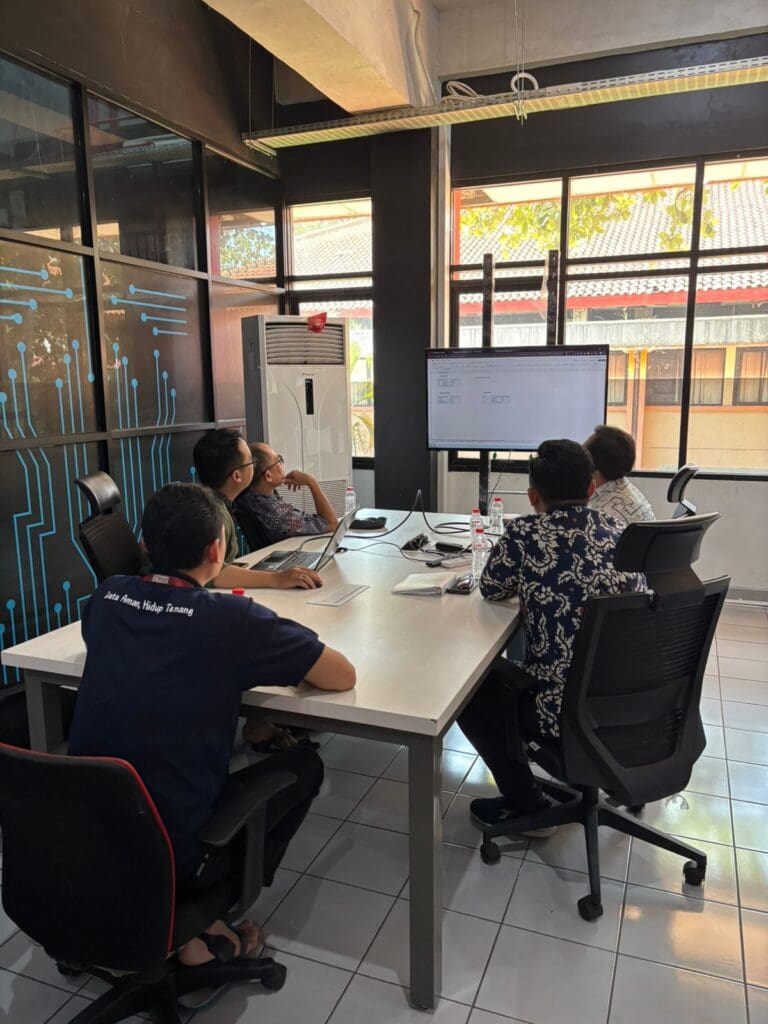 Serunya Bertanding Lawan Teman Kantor (4)