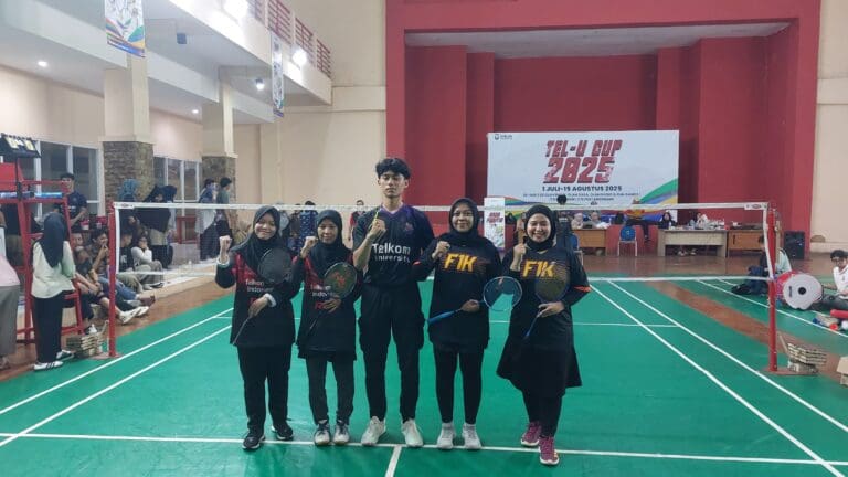 Semangat Strategi di Lapangan Bulutangkis TEL U CUP 2025 14