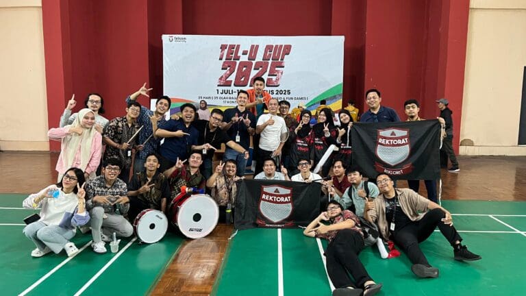 Semangat Strategi di Lapangan Bulutangkis TEL U CUP 2025 4