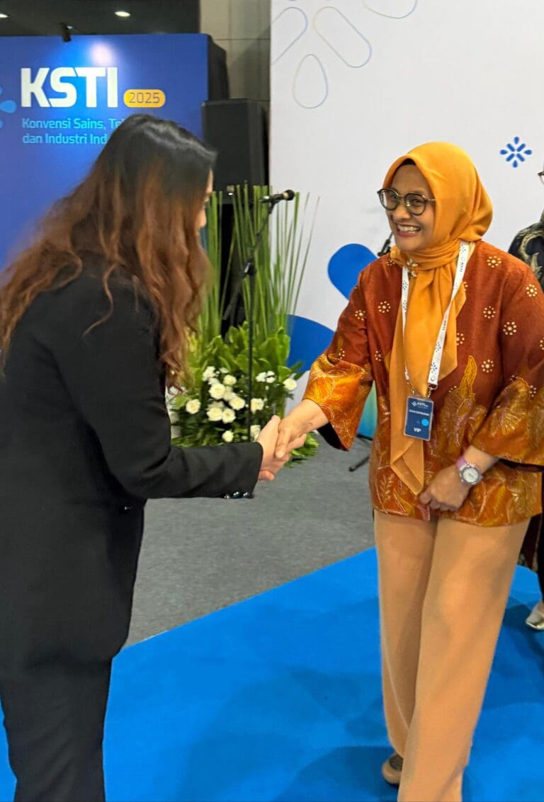 Telkom University menghadiri undangan kegiatan Konvensi Sains, Teknologi dan Industri (KSTI) Indonesia di Auditorium Utama SABUGA ITB 17