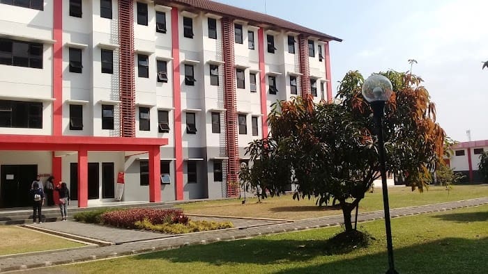 gedung asrama telkom university