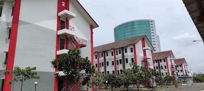 gedung asrama telkom university