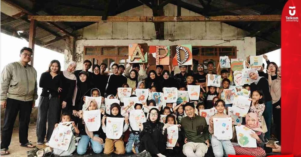 Mahasiswa Telkom University Wujudkan Kepedulian Sosial Melalui Program Aksi Pedu