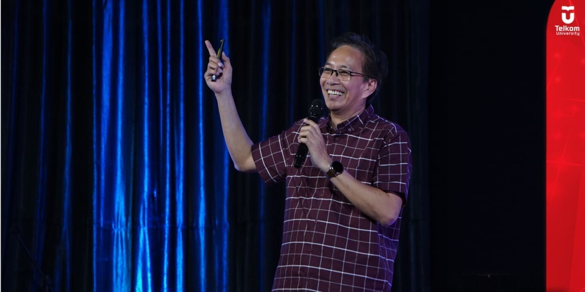 Inspiring Speech Oleh Prof. Dr. Mochamad Ashari pada Telkom University Gathering